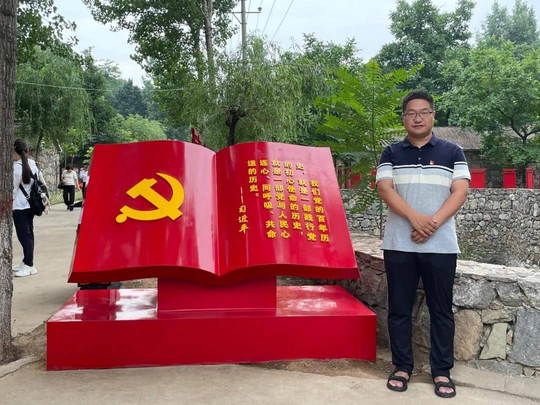 逃出昏暗的房子